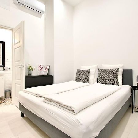 Standard Apartment By Hi5-St. King Mini Studio Budapest Eksteriør bilde