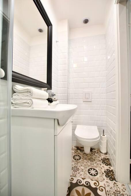 Standard Apartment By Hi5-St. King Mini Studio Budapest Eksteriør bilde