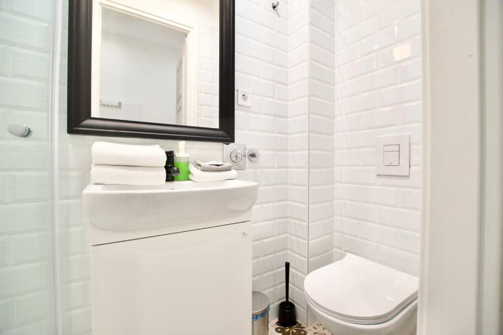 Standard Apartment By Hi5-St. King Mini Studio Budapest Eksteriør bilde